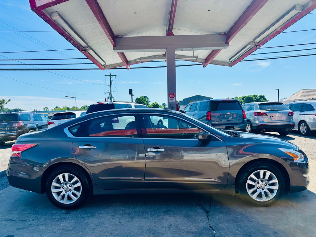 2015 Nissan Altima Image 5