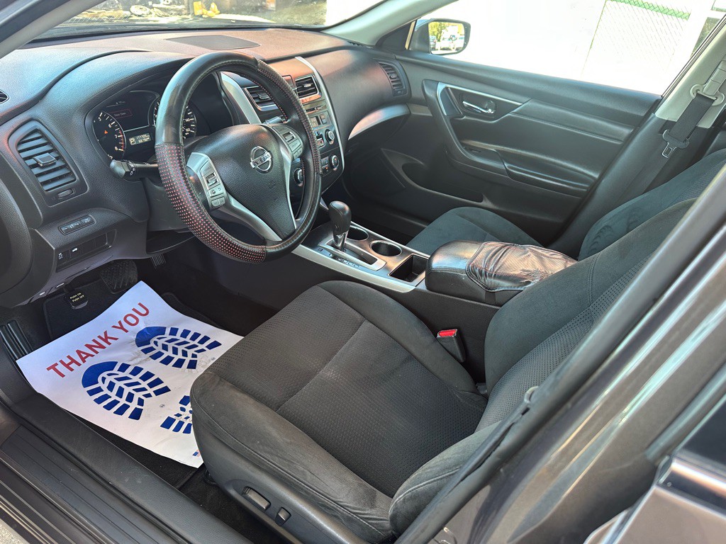 2015 Nissan Altima Image 14