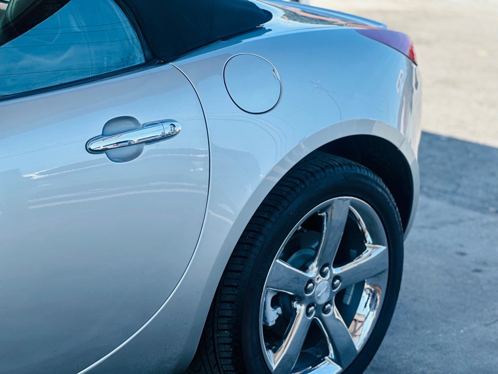 2008 Pontiac Solstice Image 10