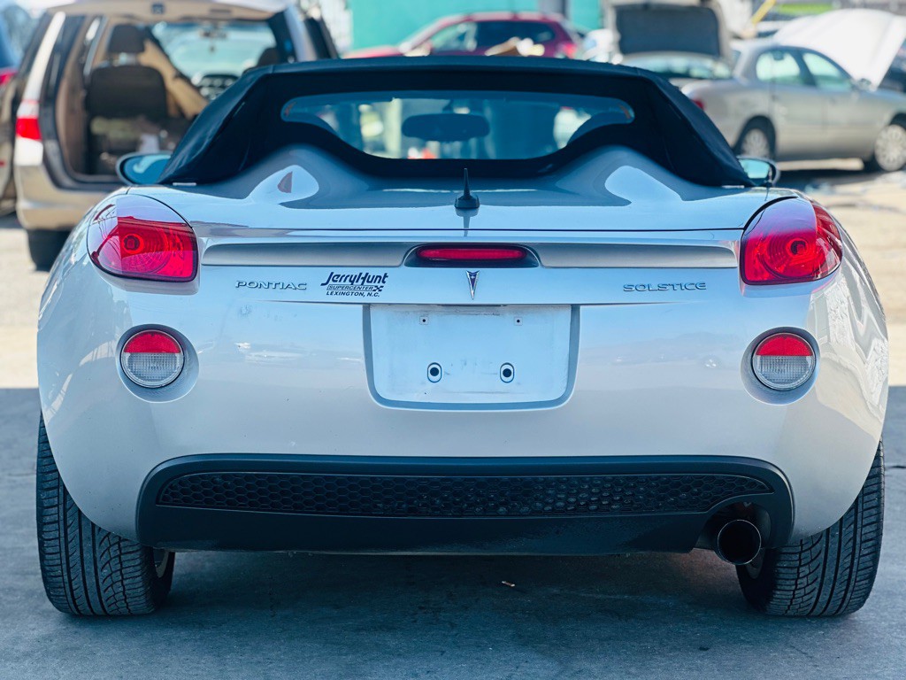 2008 Pontiac Solstice Image 11