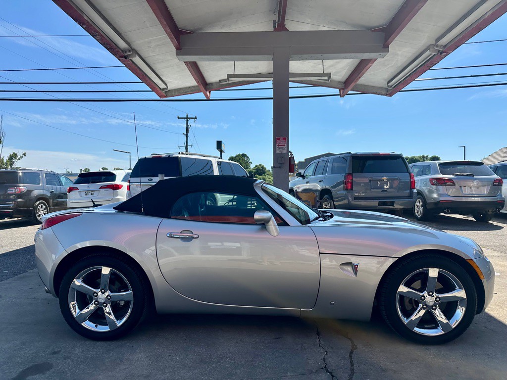 2008 Pontiac Solstice Image 13