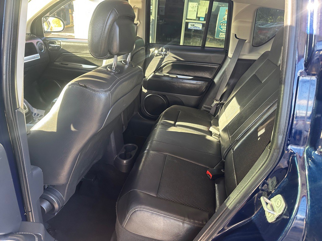 2014 Jeep Compass Image 17