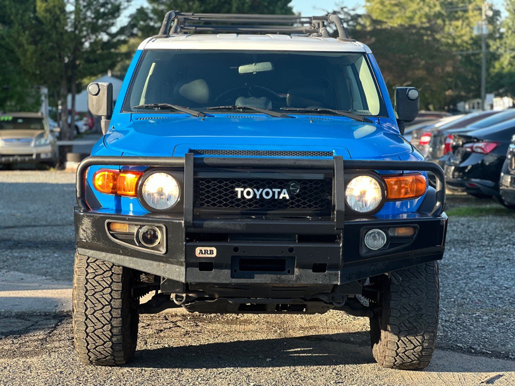 2007 Toyota FJ Cruiser Image 2