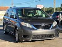 Image for 2011 Toyota Sienna LE ID: 6808074