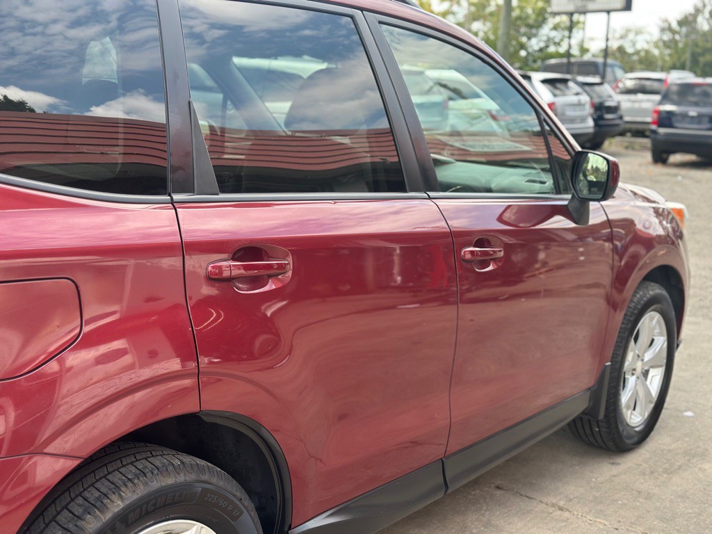2014 Subaru Forester Image 11