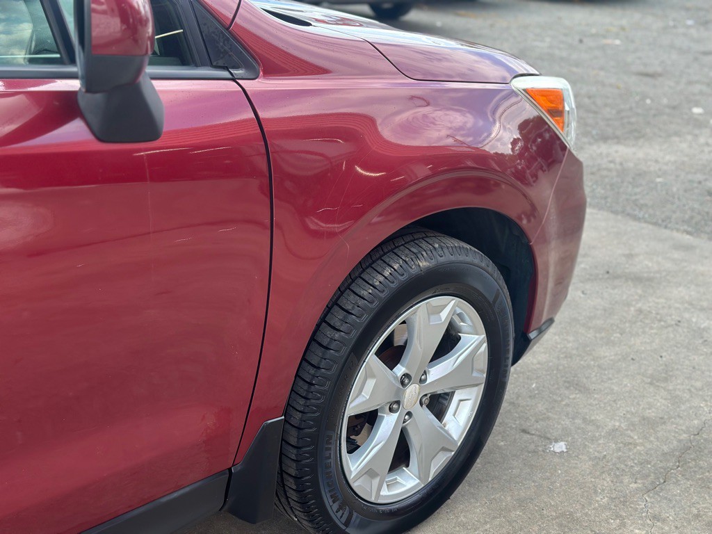 2014 Subaru Forester Image 14