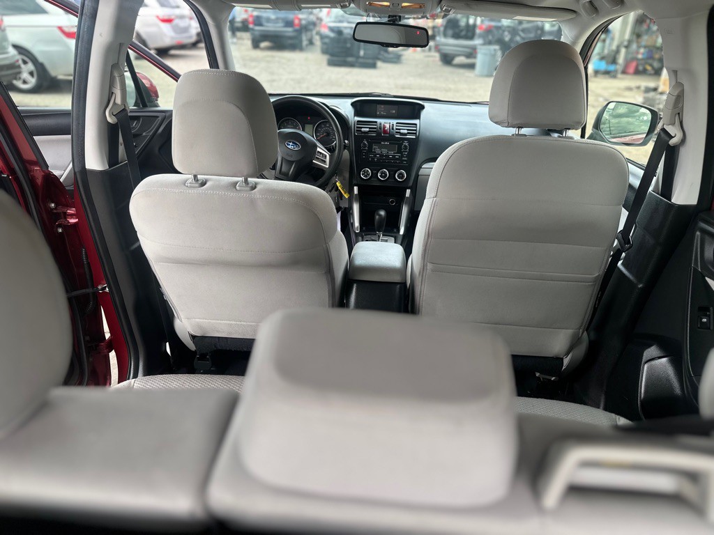 2014 Subaru Forester Image 34