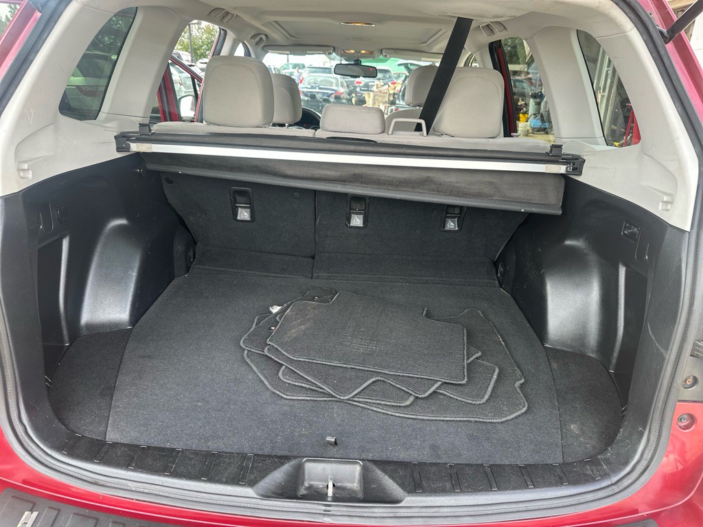 2014 Subaru Forester Image 39