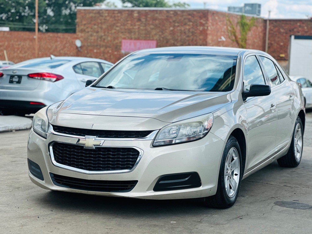 2015 Chevrolet Malibu Image 3