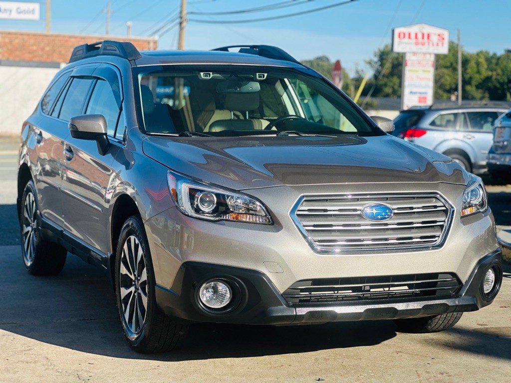 2015 Subaru Outback Image 1