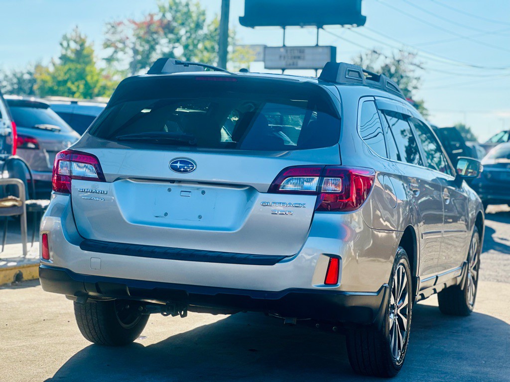 2015 Subaru Outback Image 6