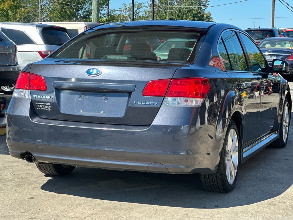 2013 Subaru Legacy Image 6