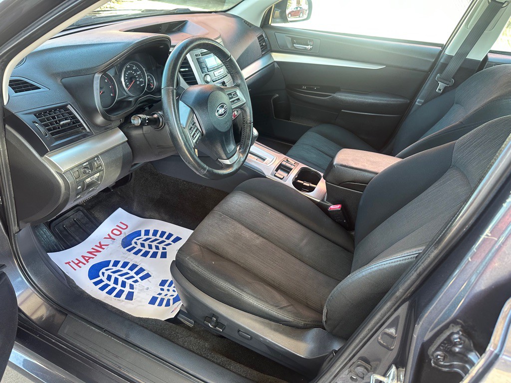 2013 Subaru Legacy Image 14