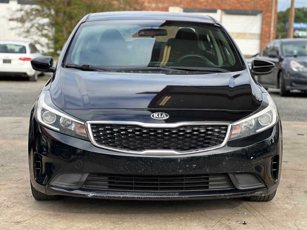 2018 Kia Forte Image 2