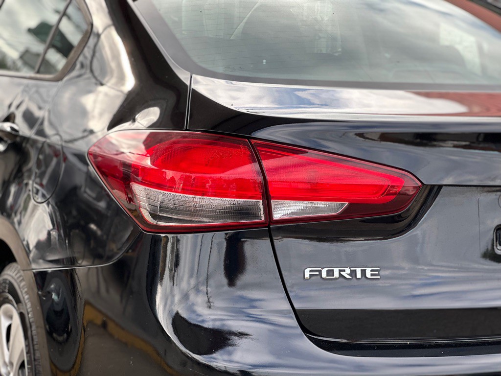 2018 Kia Forte Image 7