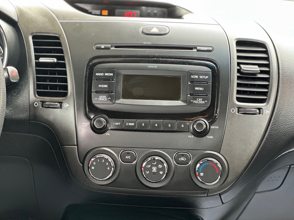 2018 Kia Forte Image 12