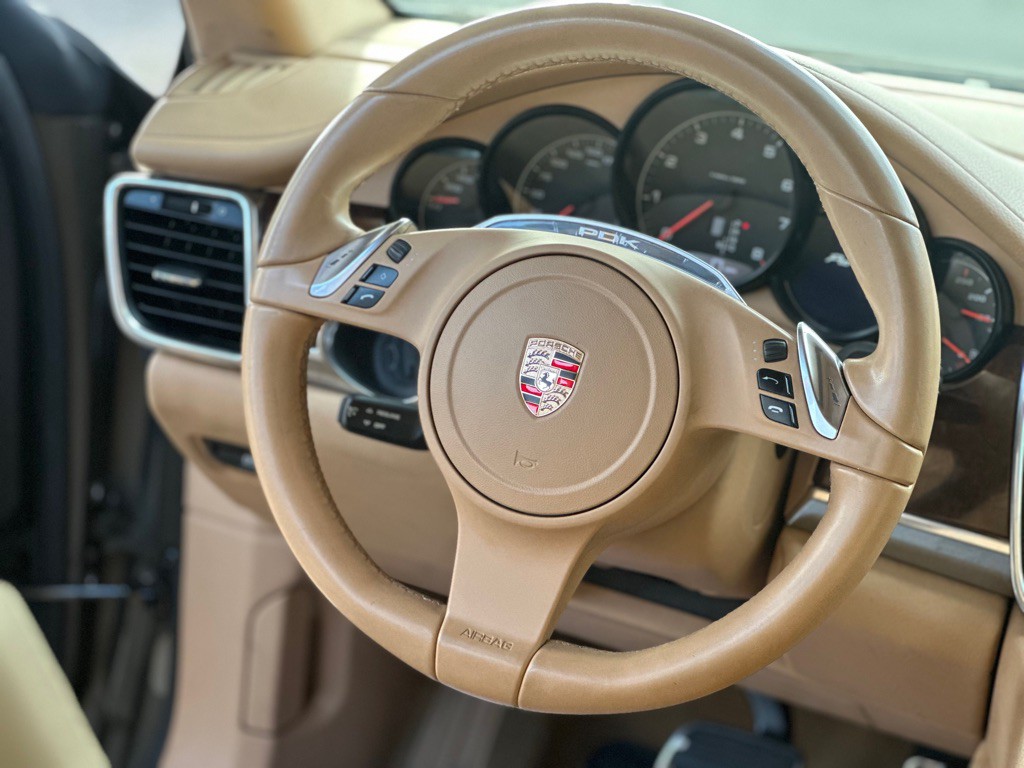2012 Porsche Panamera Image 13