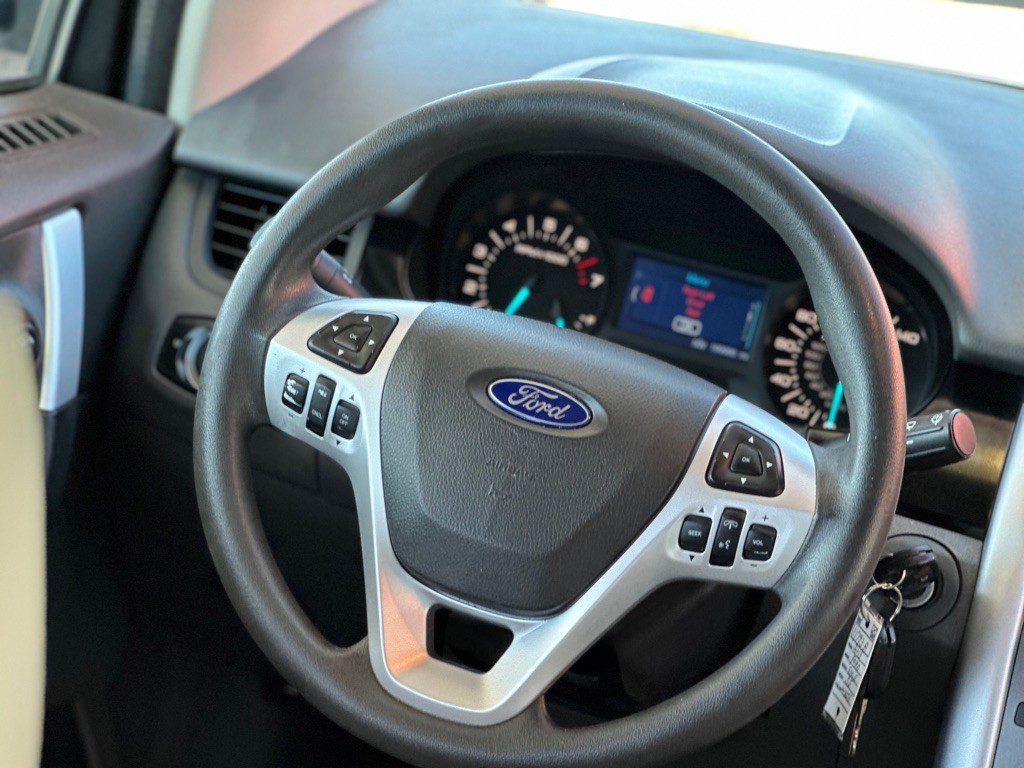 2013 Ford Edge Image 13