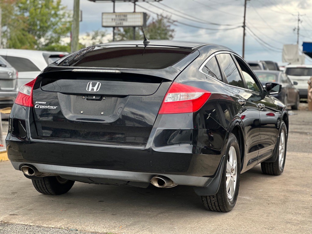 2011 Honda Crosstour Image 8