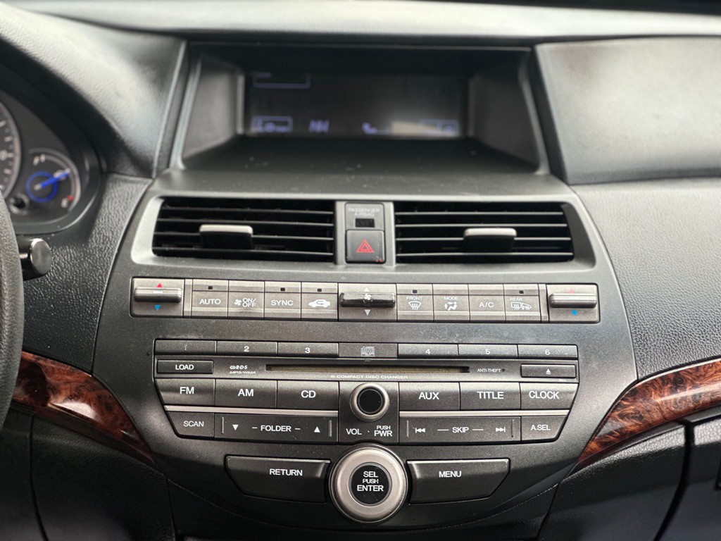 2011 Honda Crosstour Image 14