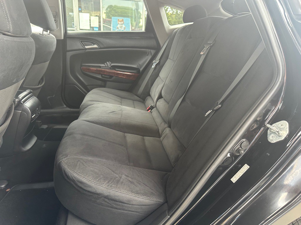 2011 Honda Crosstour Image 19