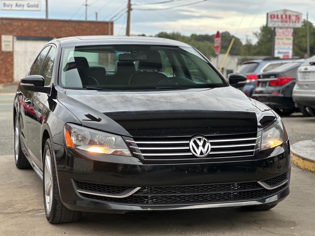 2013 Volkswagen Passat Image 7