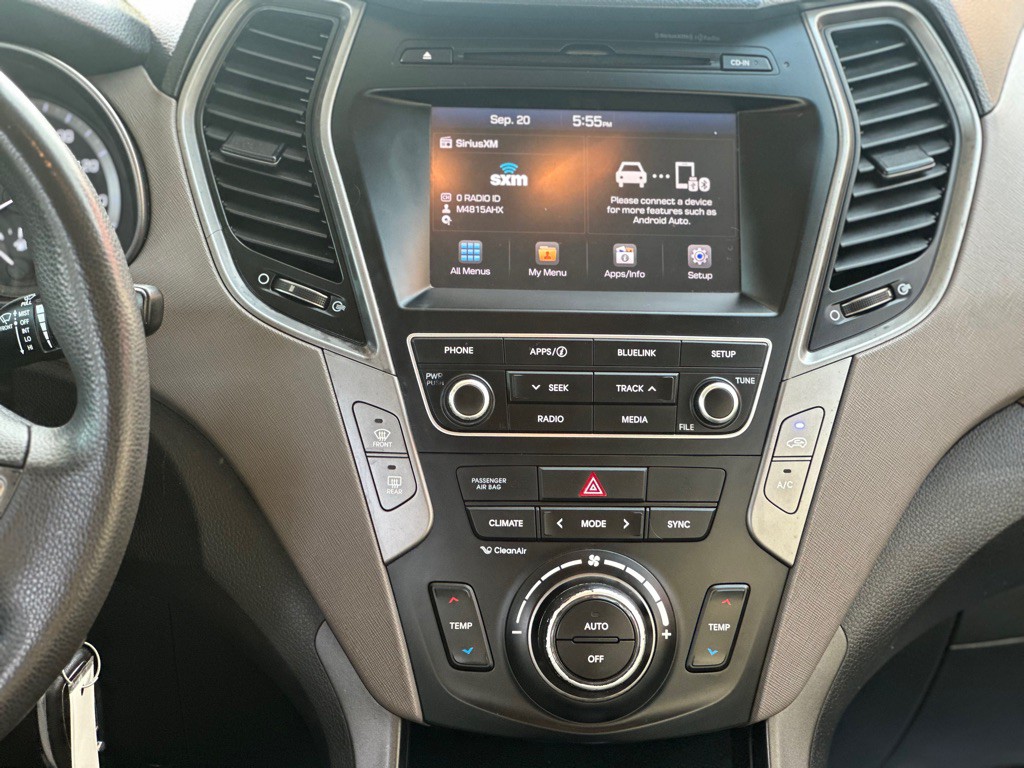 2017 Hyundai Santa Fe Sport Image 13