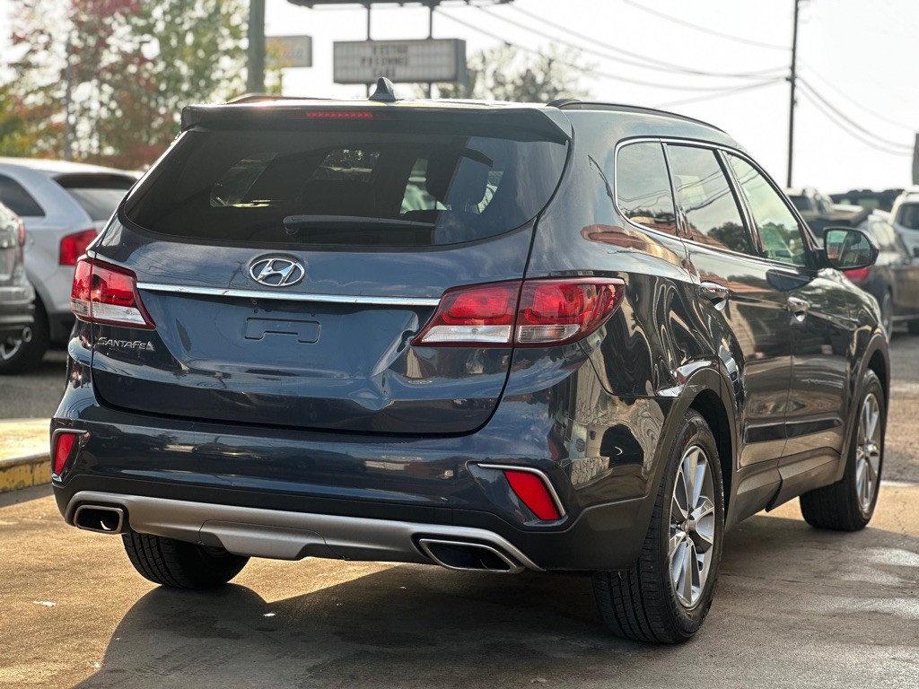 2018 Hyundai Santa Fe Image 8