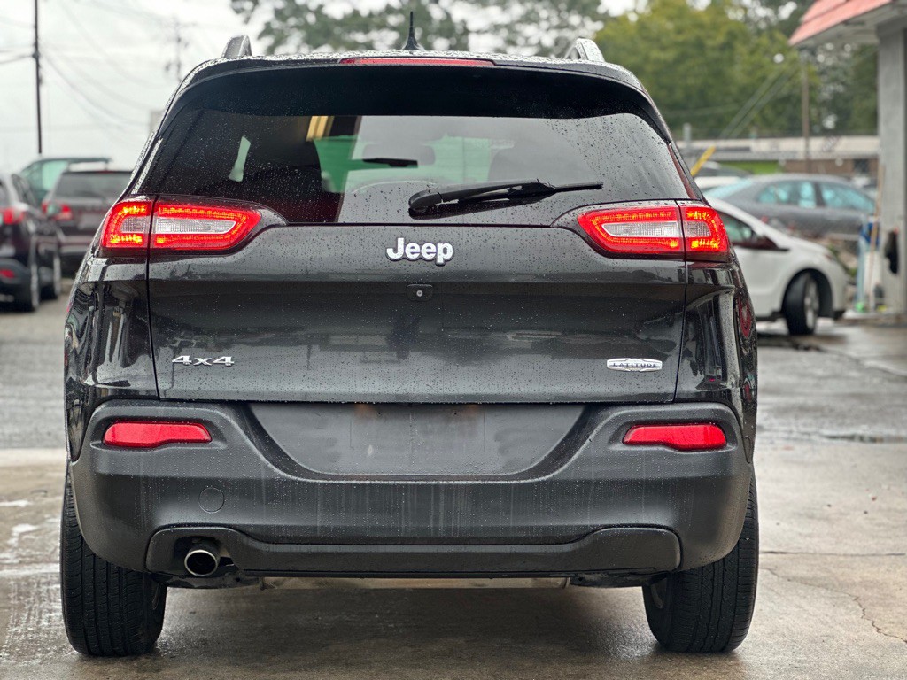 2015 Jeep Cherokee Image 8