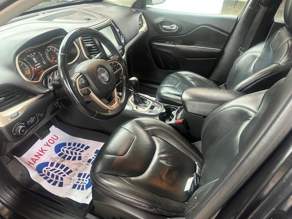 2015 Jeep Cherokee Image 19