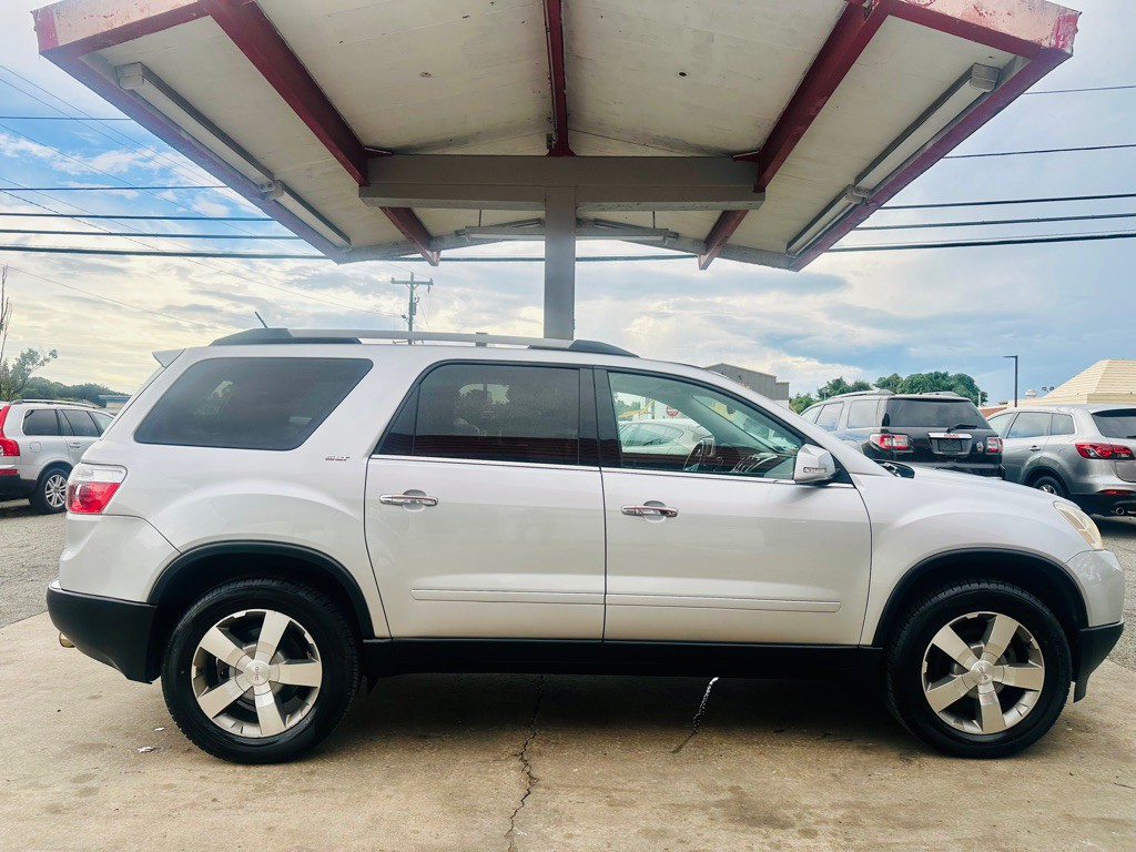 2011 GMC Acadia Image 7