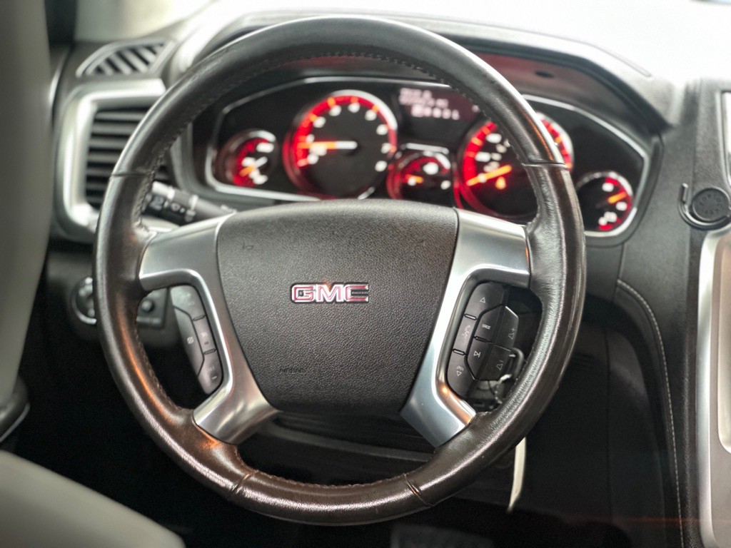 2015 GMC Acadia Image 11