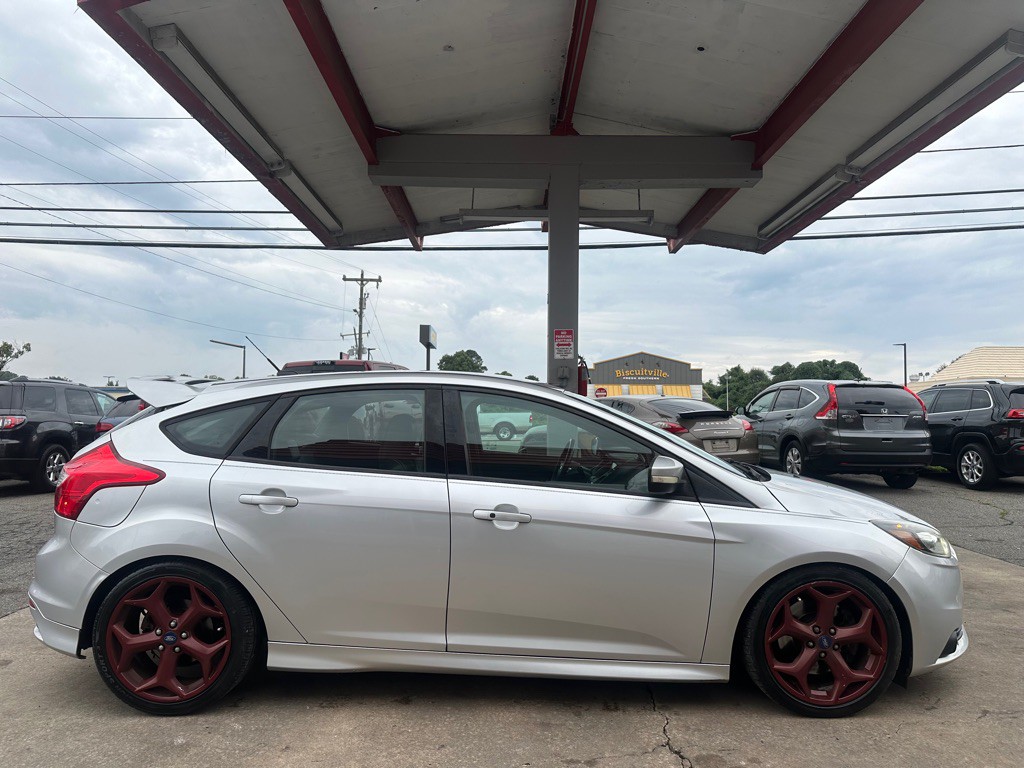2014 Ford Focus Image 6