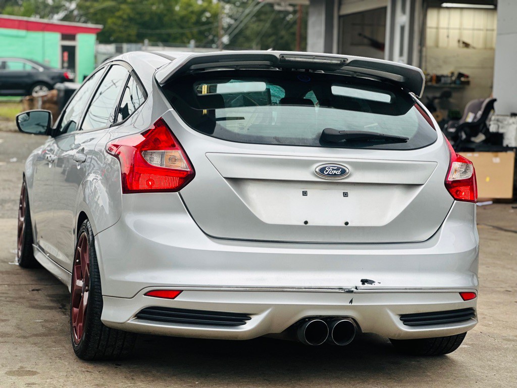 2014 Ford Focus Image 10