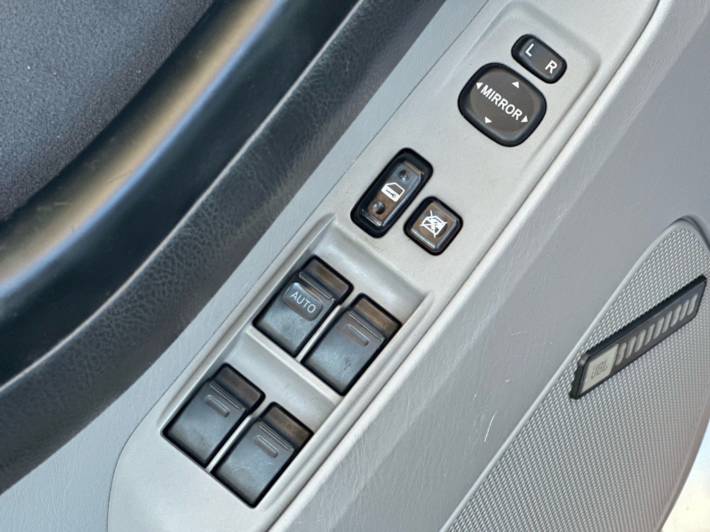 2003 Toyota 4Runner Image 14