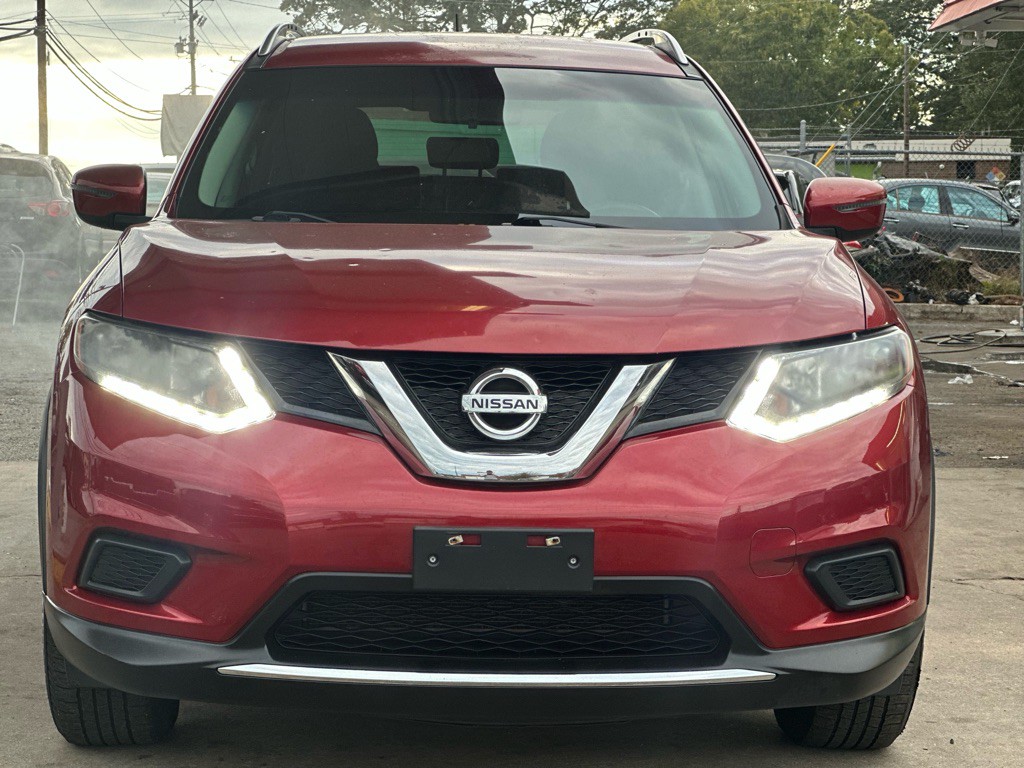 2016 Nissan Rogue Image 2