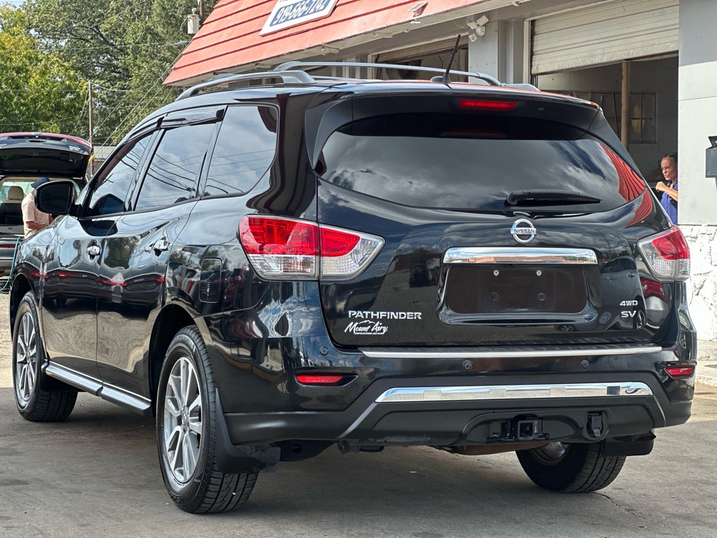2016 Nissan Pathfinder Image 8