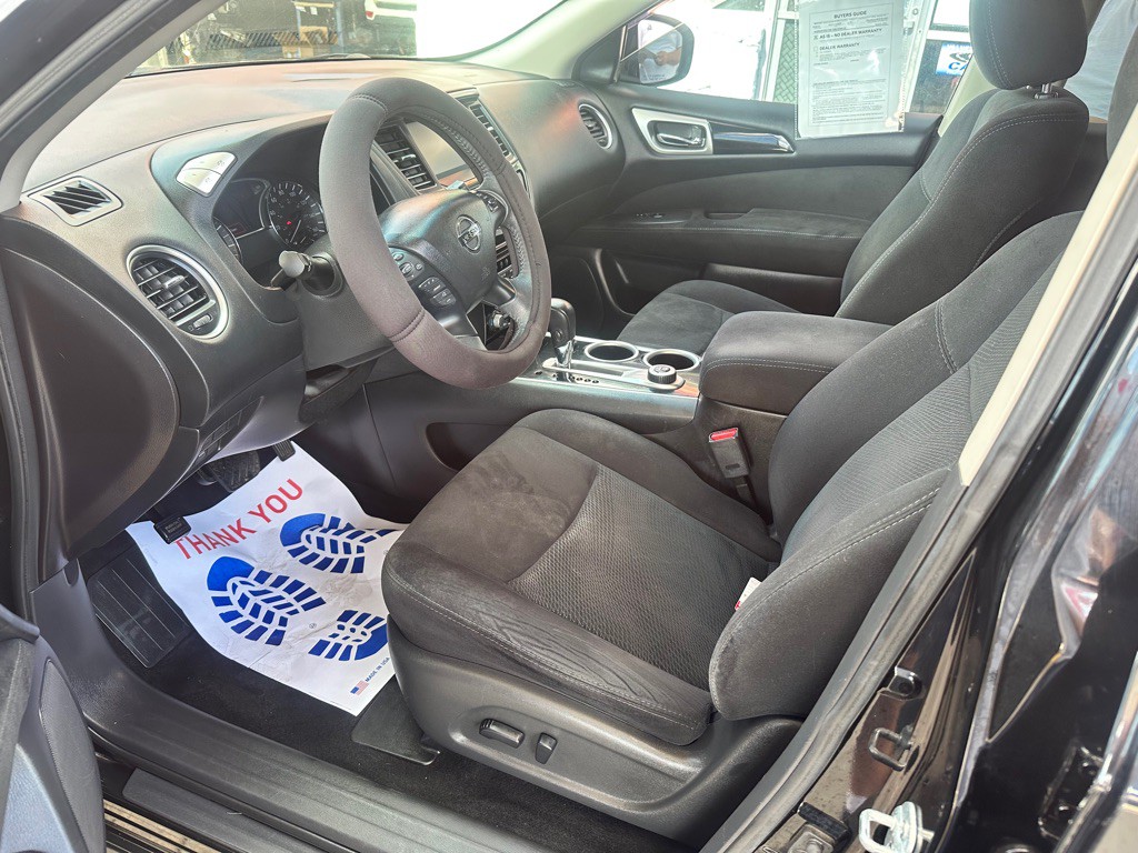 2016 Nissan Pathfinder Image 16
