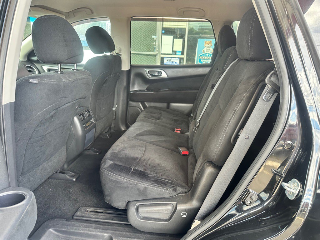 2016 Nissan Pathfinder Image 17