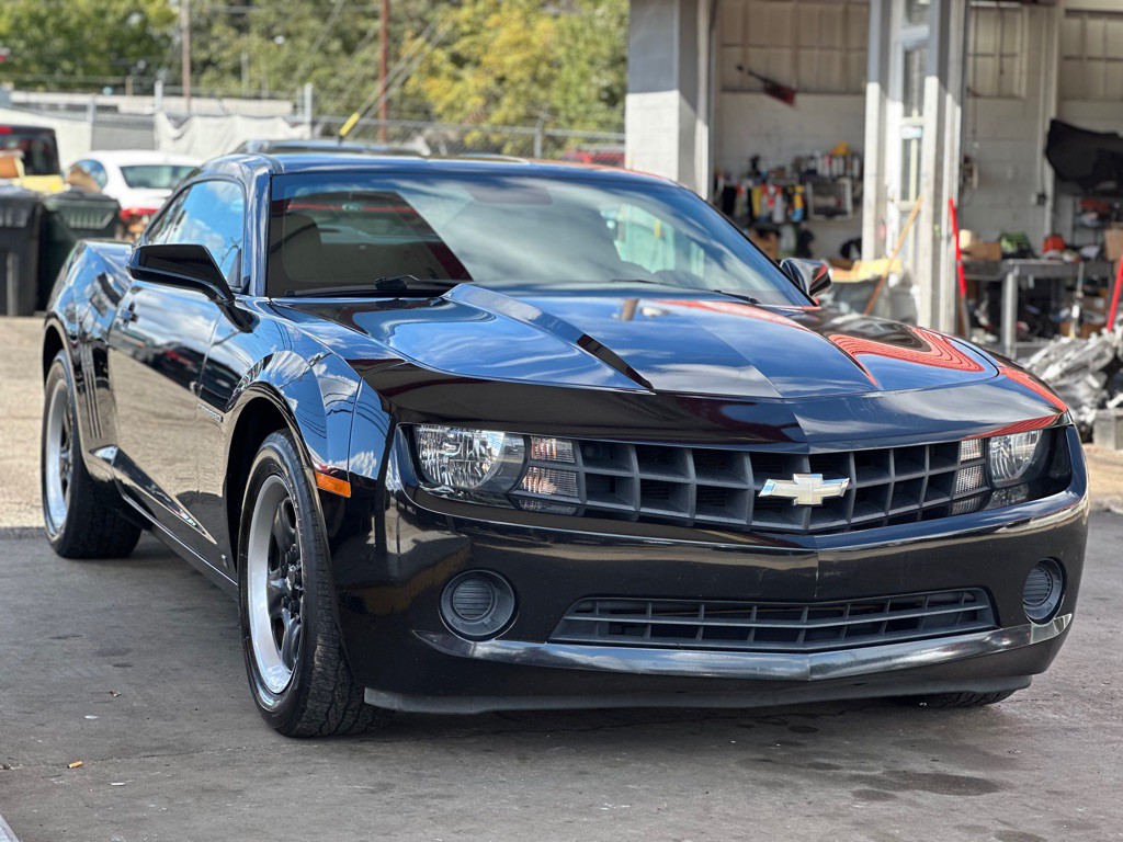 2010 Chevrolet Camaro Image 1