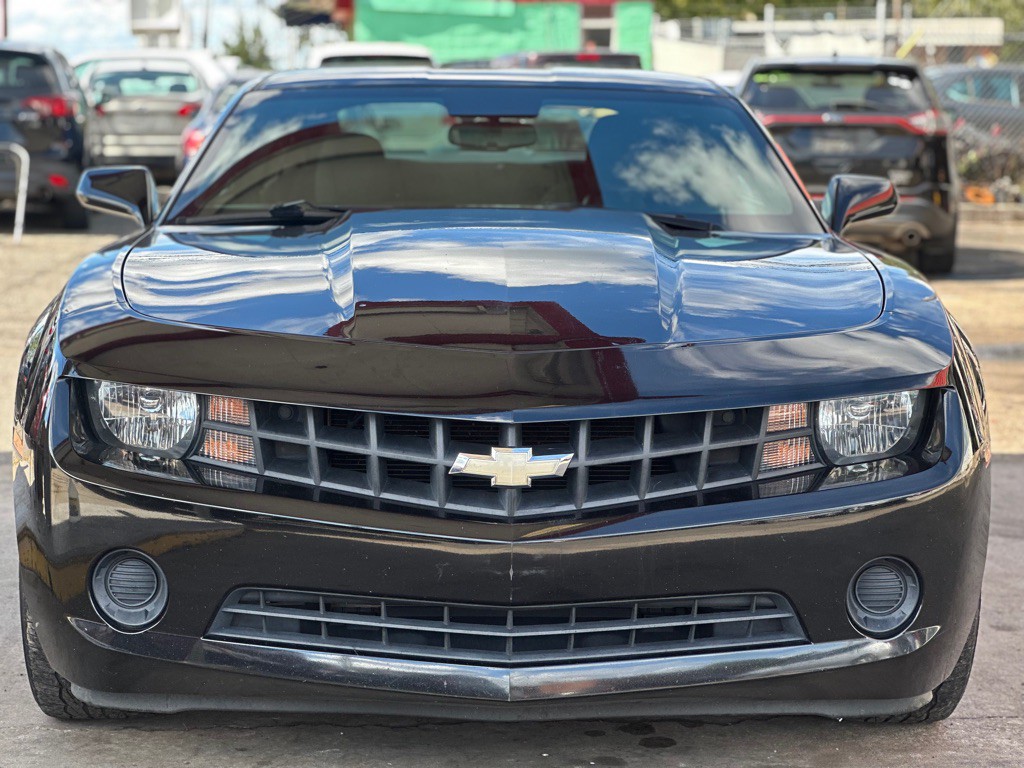 2010 Chevrolet Camaro Image 2