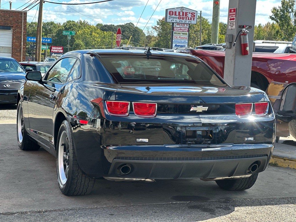 2010 Chevrolet Camaro Image 9