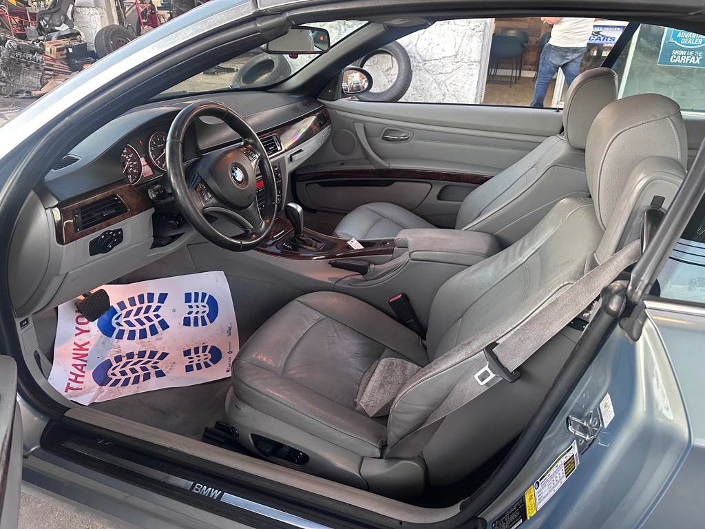 2007 BMW 3 Series Image 17