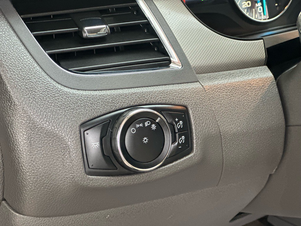 2014 Ford Edge Image 10