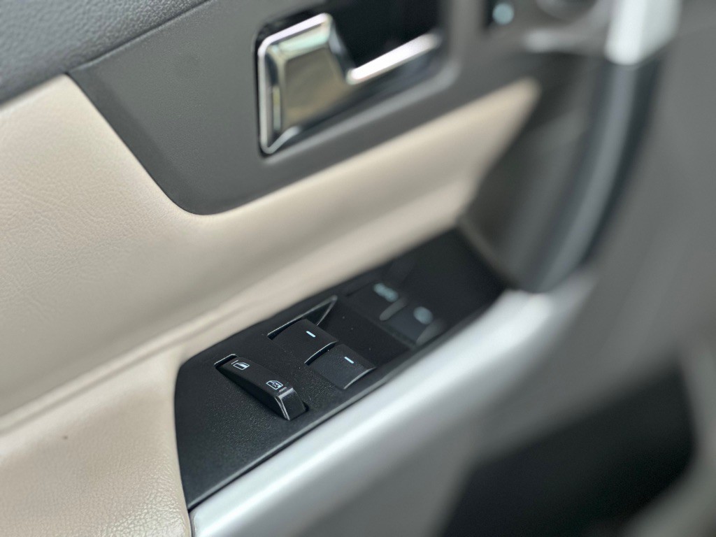 2014 Ford Edge Image 15