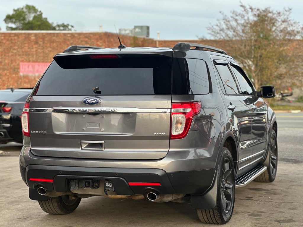 2013 Ford Explorer Image 6