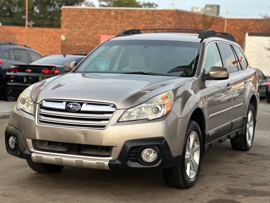 2014 Subaru Outback Image 3