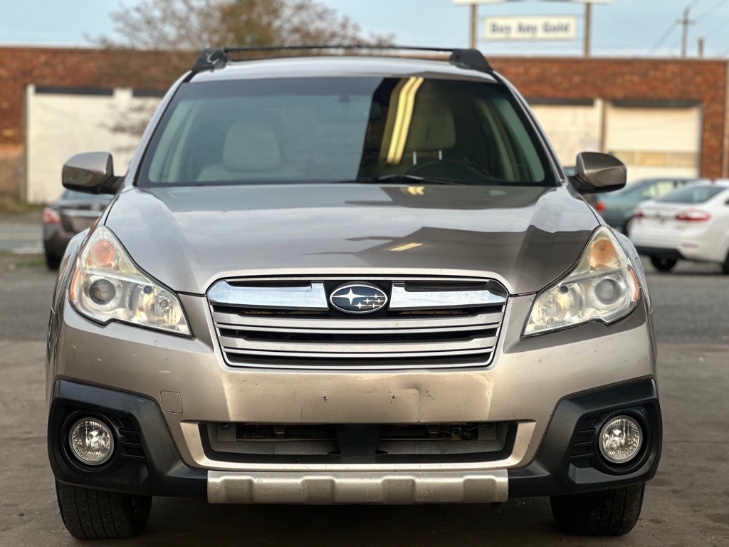 2014 Subaru Outback Image 4