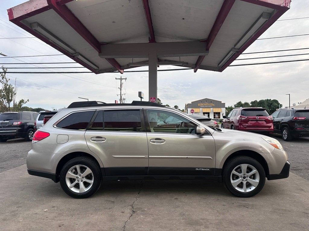2014 Subaru Outback Image 6