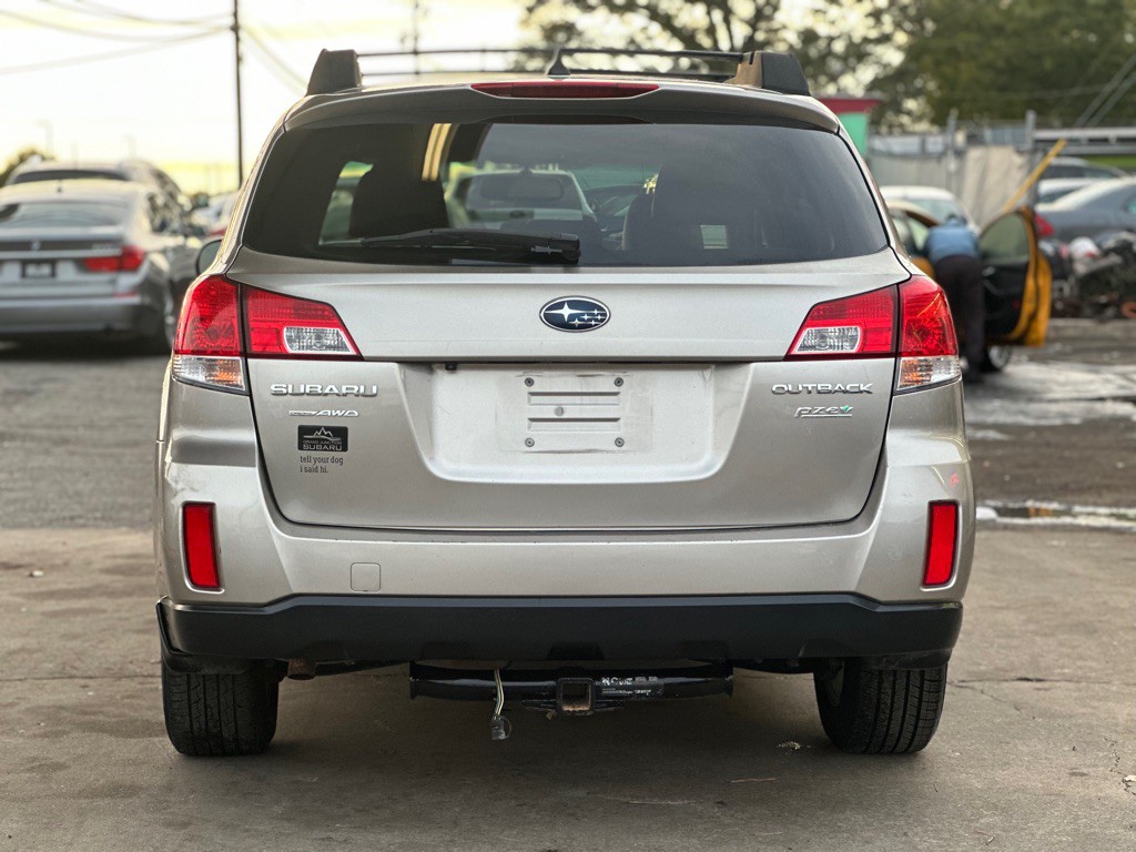 2014 Subaru Outback Image 7